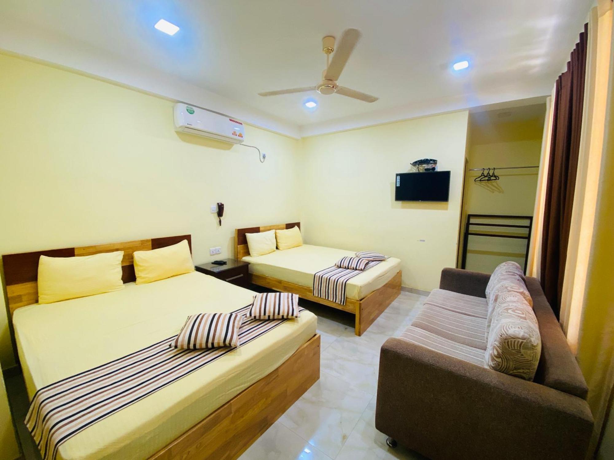 Sparkling Resort Катарагама Екстериор снимка